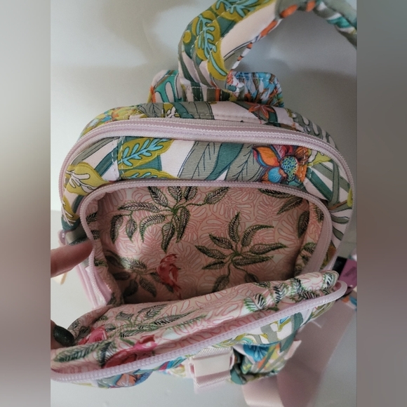 Brand new with tags- Vera Bradley Women\'s Cotton Utility Sling Backpack main image 5